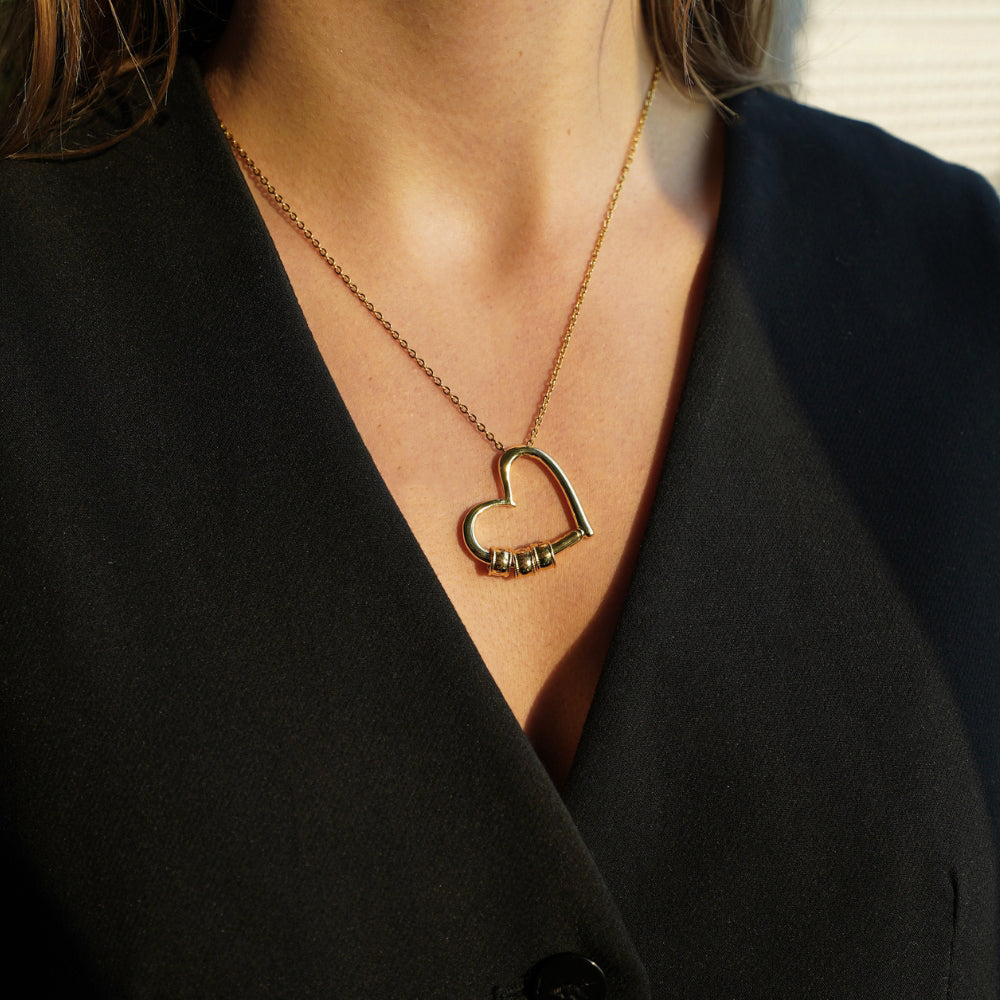 "To My Mom" - A Daughter's Love Engraved Pendant with LED Gift Box