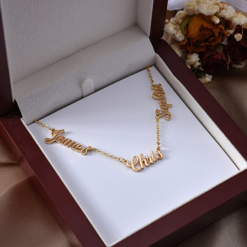 "Siempre cerca de su corazón" - Collar personalizado con nombre
