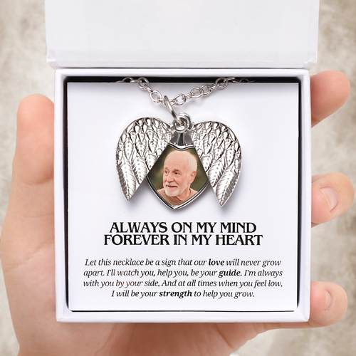 Close to My Heart – Custom Angel Photo Locket