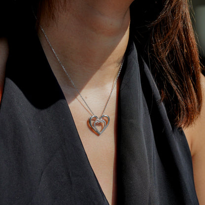 Heart linked Necklace and LED Luxury Box