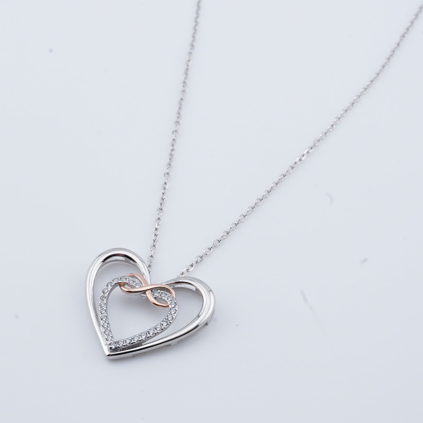 Heart linked Necklace and LED Luxury Box