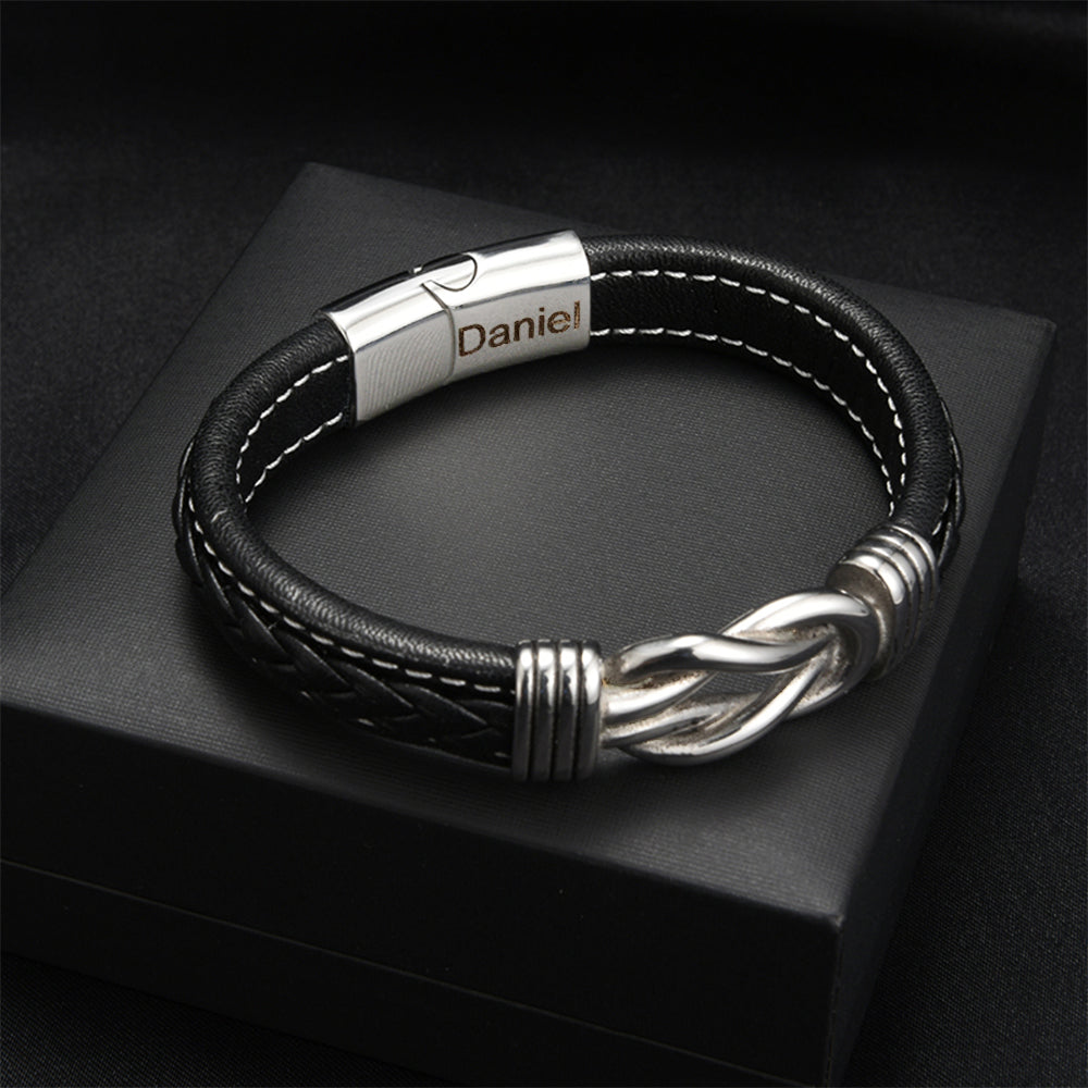 Brazalete con nudo infinito para hijo - Set de regalo con nombre grabado.