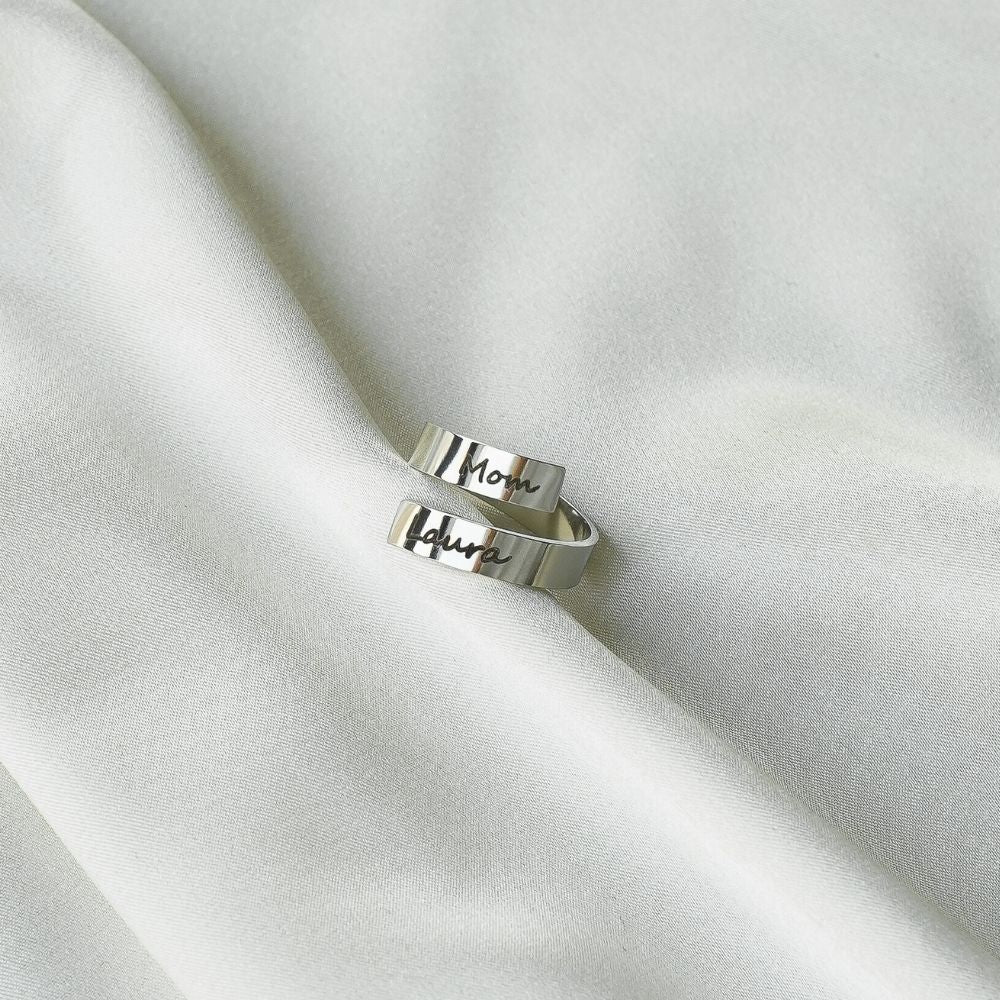 Bague Noms entrelacés Amour infini