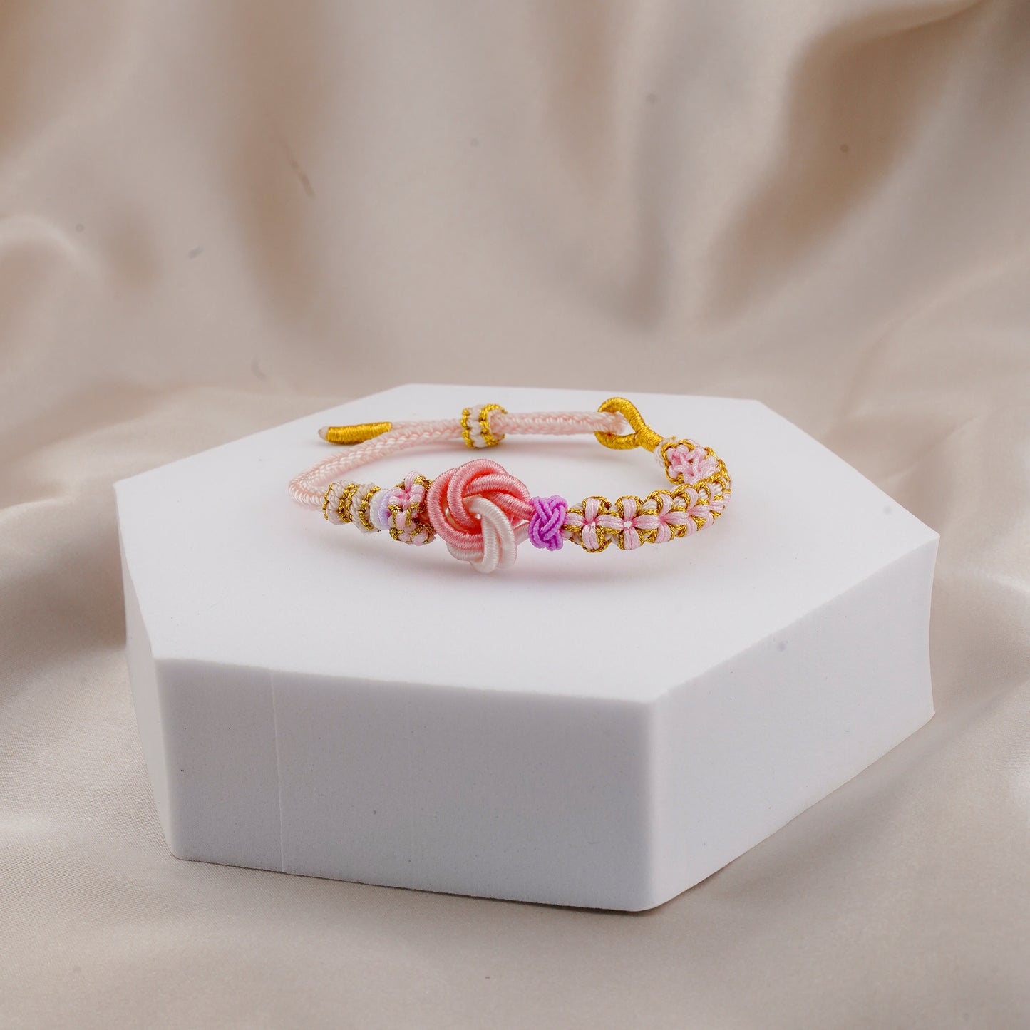 Bracelet à nœuds pour petite-fille