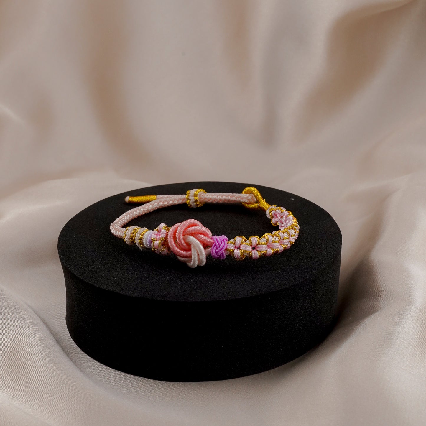 Bracelet à nœuds pour petite-fille